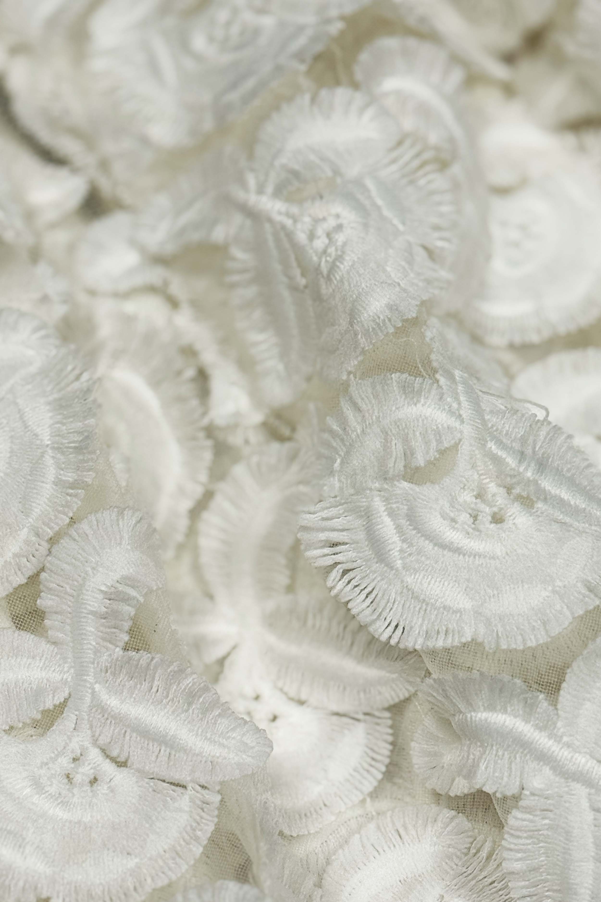 Midi-Rock mit Blumenstickerei (Gr. 34 FR)