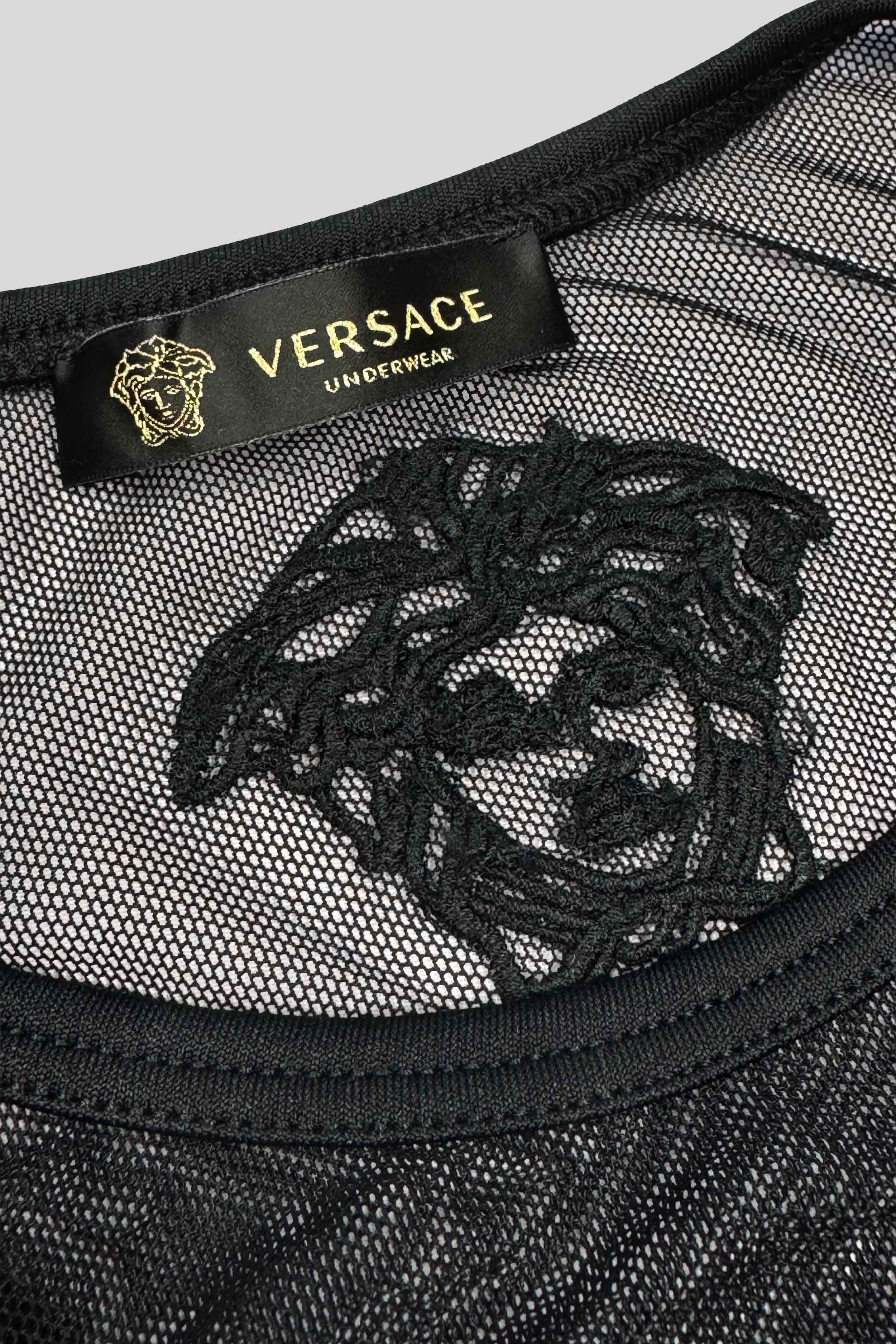 Top mit Mesh Cut-Outs (Gr. 42 IT)