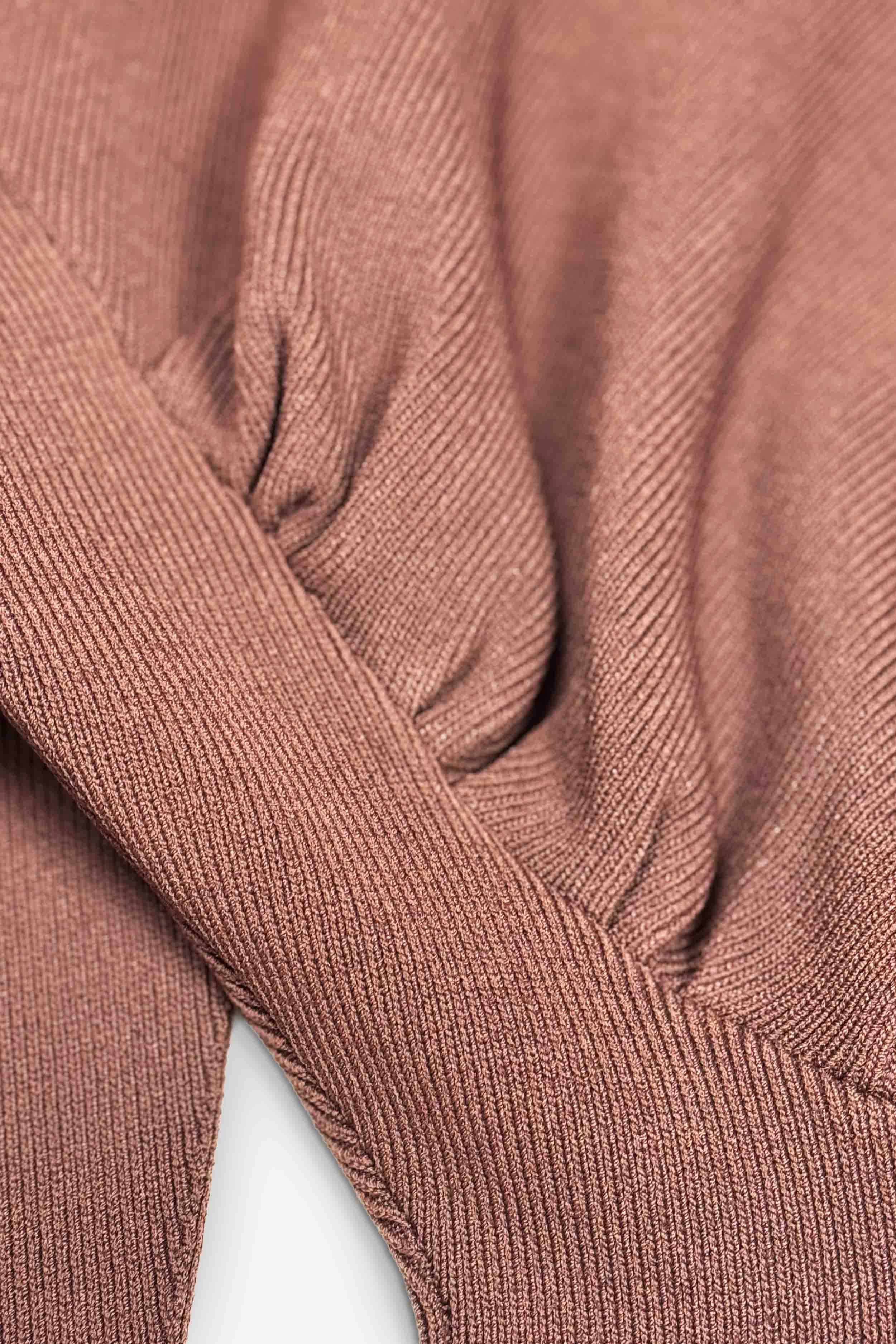 Mini-Kleid mit langen Ärmeln (Gr. 36 FR)