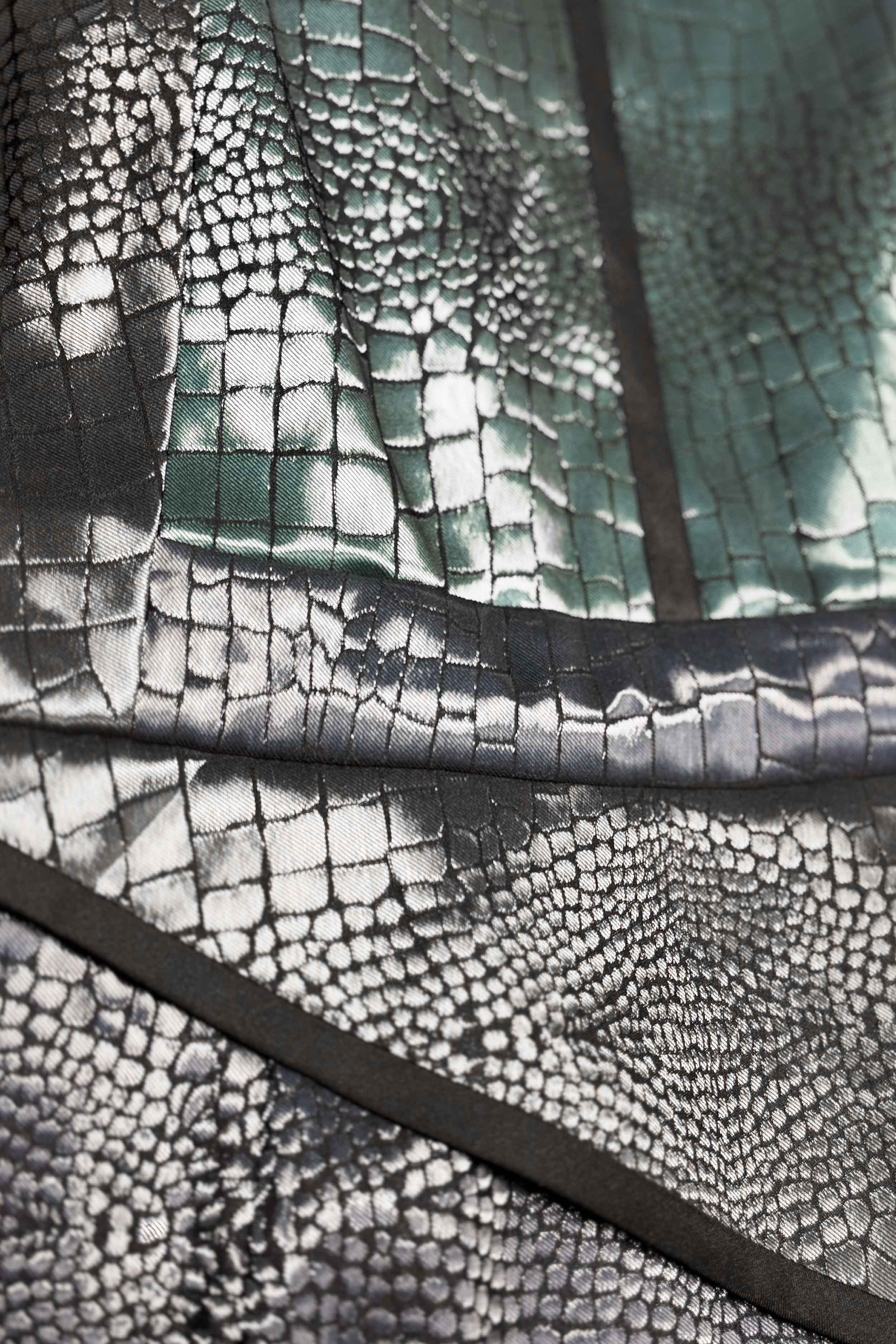 Midi-Kleid mit Metallic Finish (Gr. 38 FR)