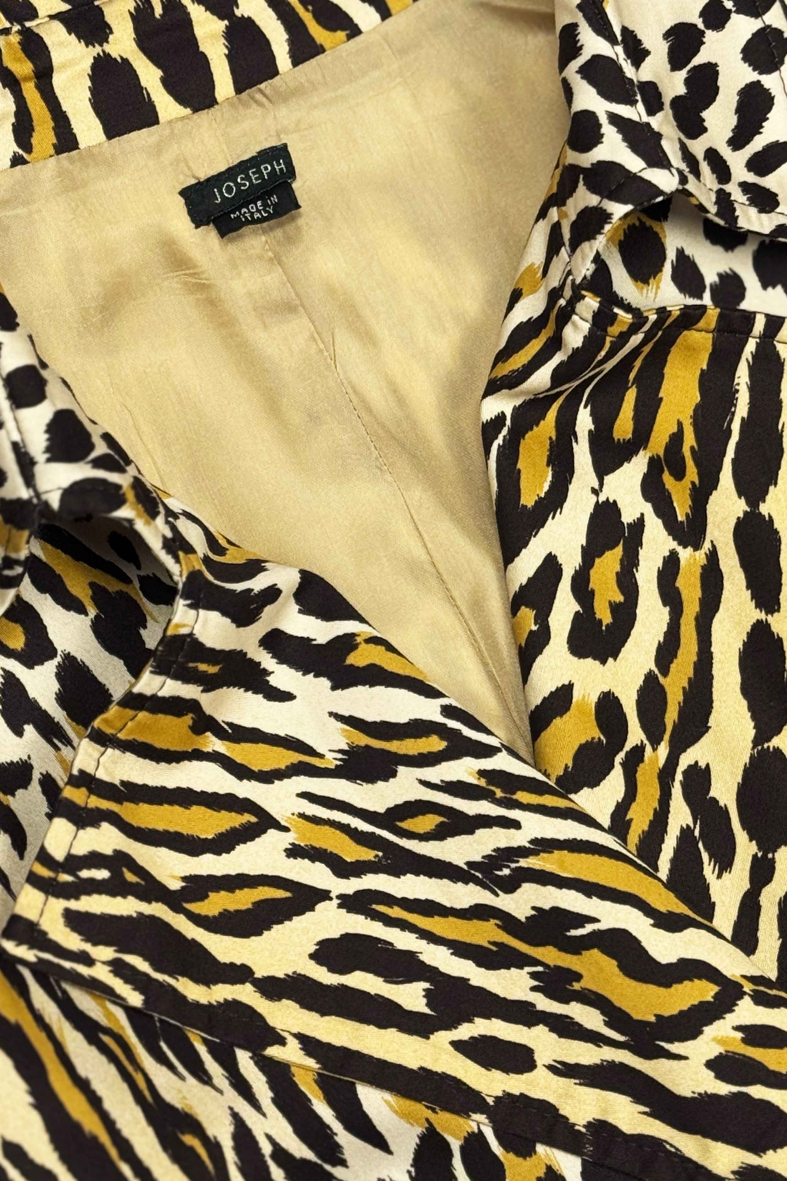 Kurzer Trench Coat (Gr. 42 FR)