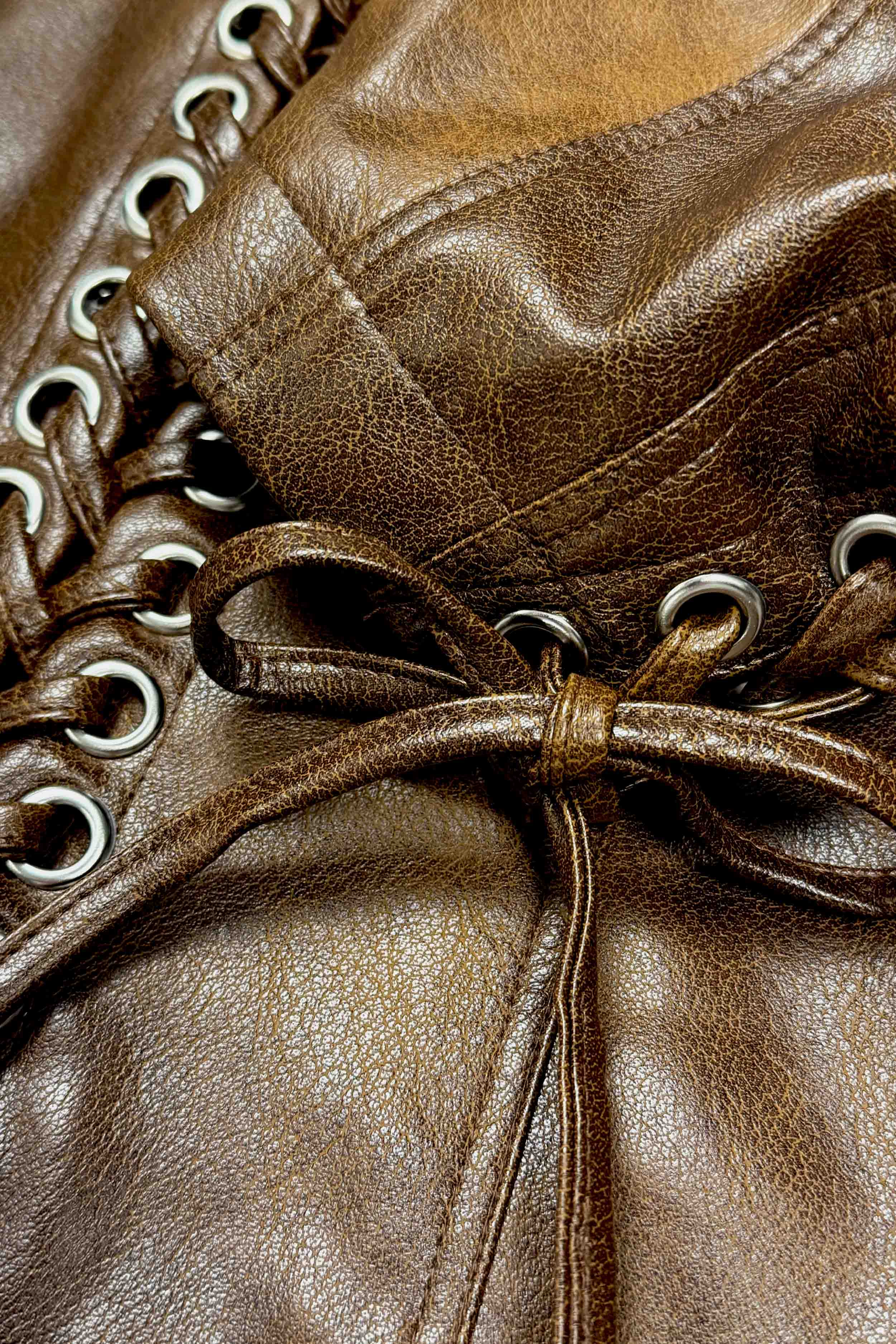 Mini-Dress aus veganem Leder (Gr. 36 FR)