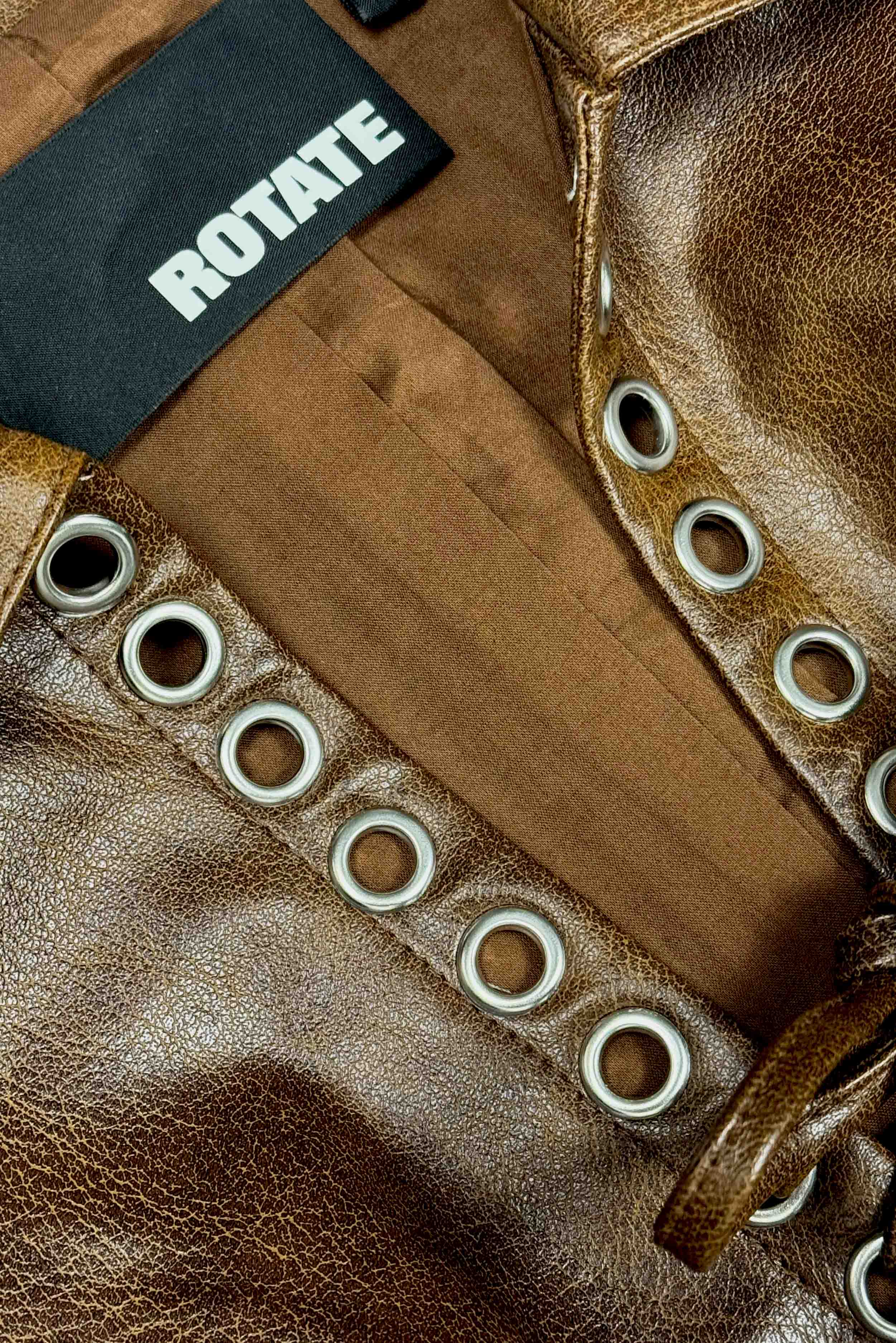 Mini-Dress aus veganem Leder (Gr. 36 FR)